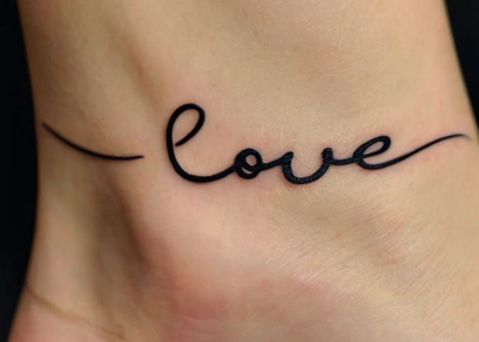 minimalist tattoo for women